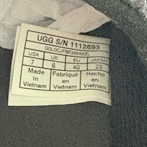 UGG Tasman Ballistic Black  1112693 Men's Winter Slippers Shoes Size 7 EUC - Picture 15 of 16